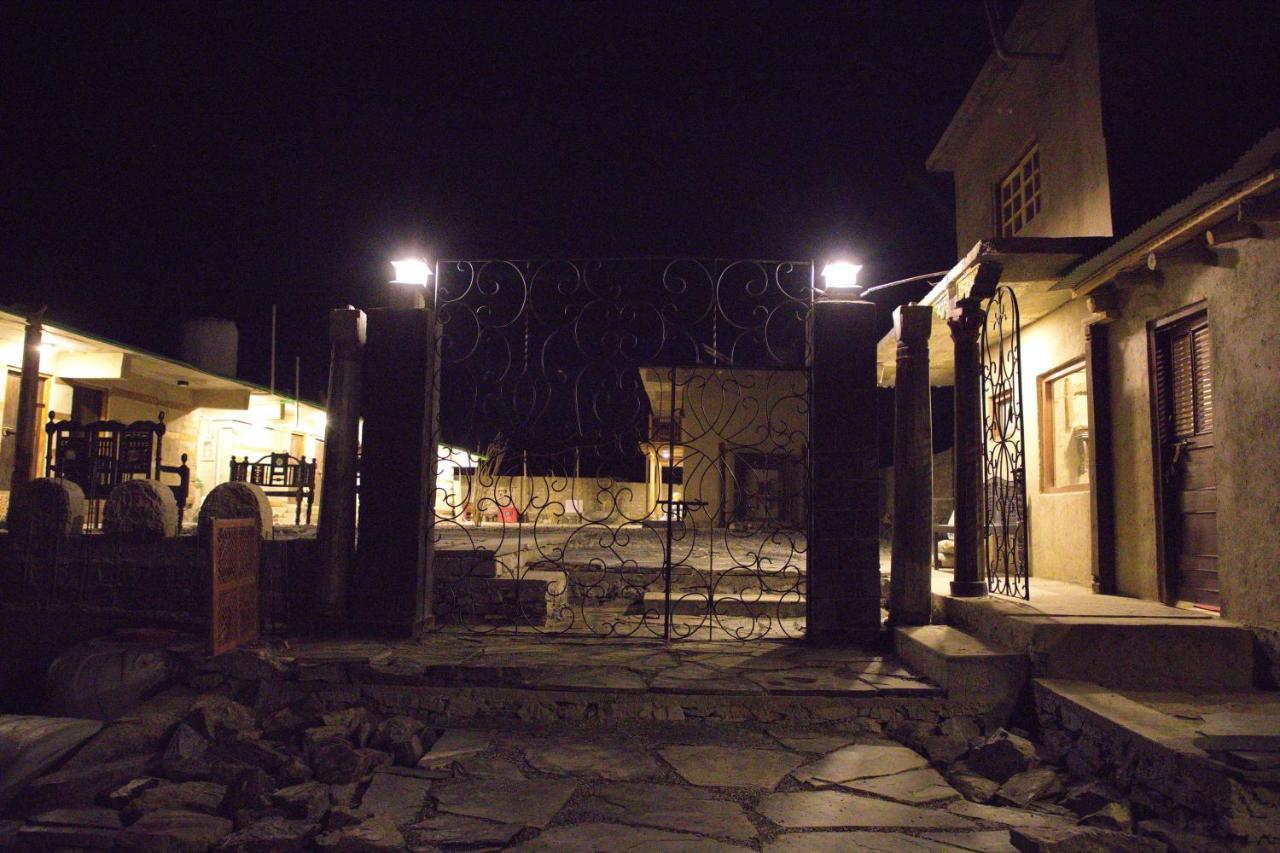 Baltistan Fort Skardu Resort Extérieur photo